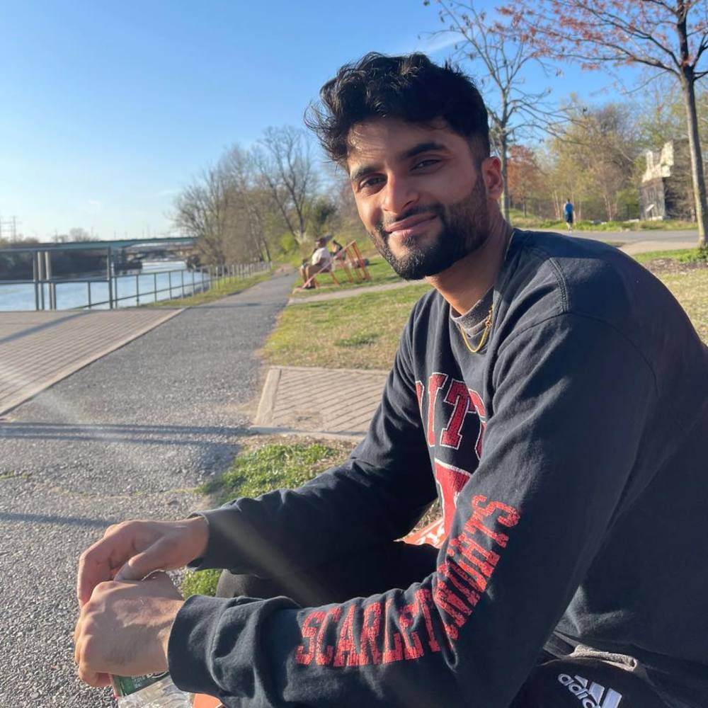 Meet your Posher, Abhi